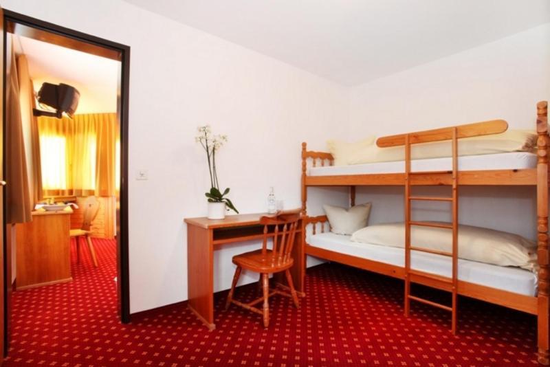 אוברסקסן Hotel Central מראה חיצוני תמונה